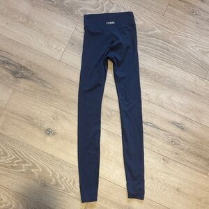 FORM blue leggings